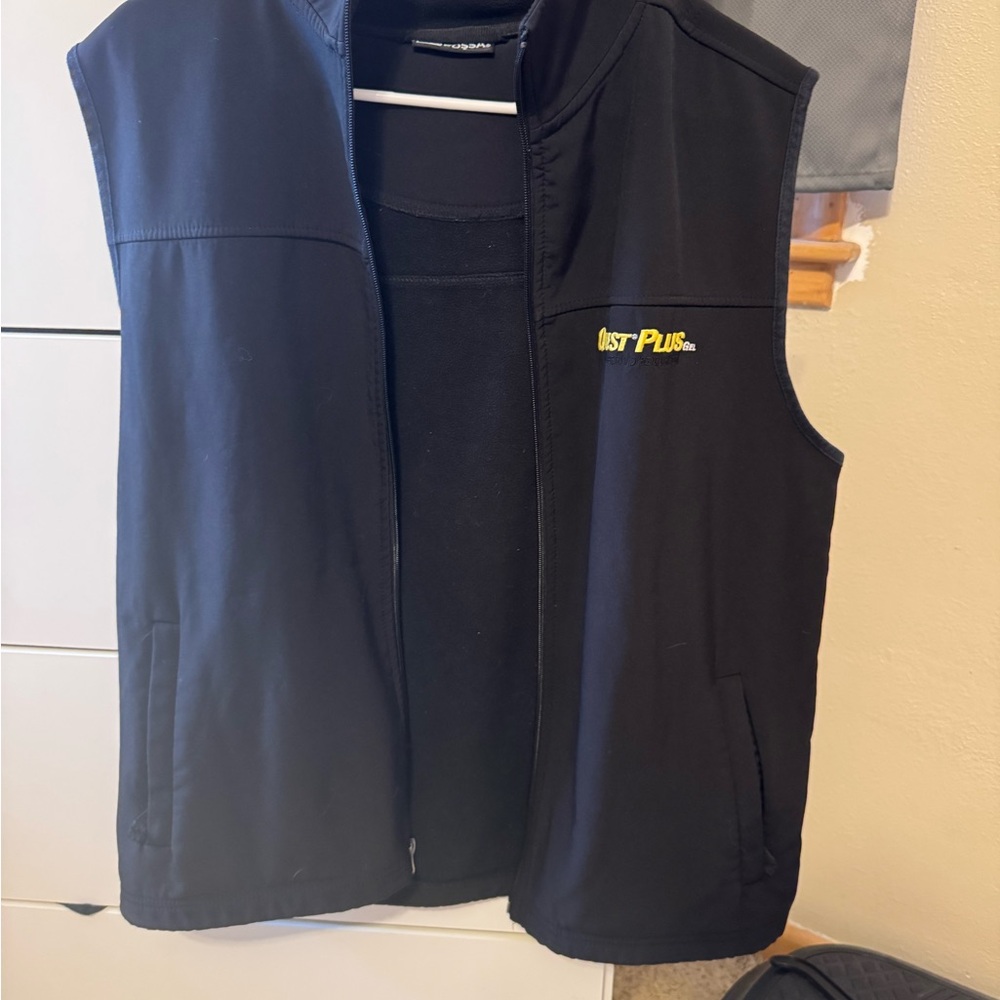 Dust Plus Black Men's Softshell Work Vest